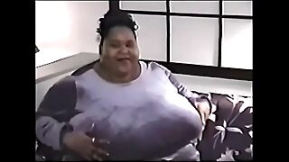 Gloria'_s obese gargantuan diabolical interior